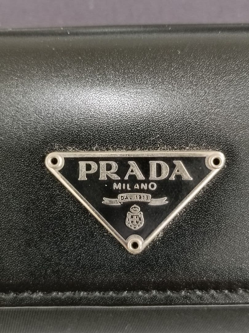 【WR】PRADA ブラック レザー キーケース