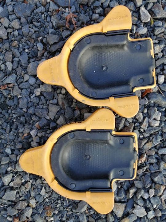 knee blade 膝当てローラーパッド　アメリカ　工具