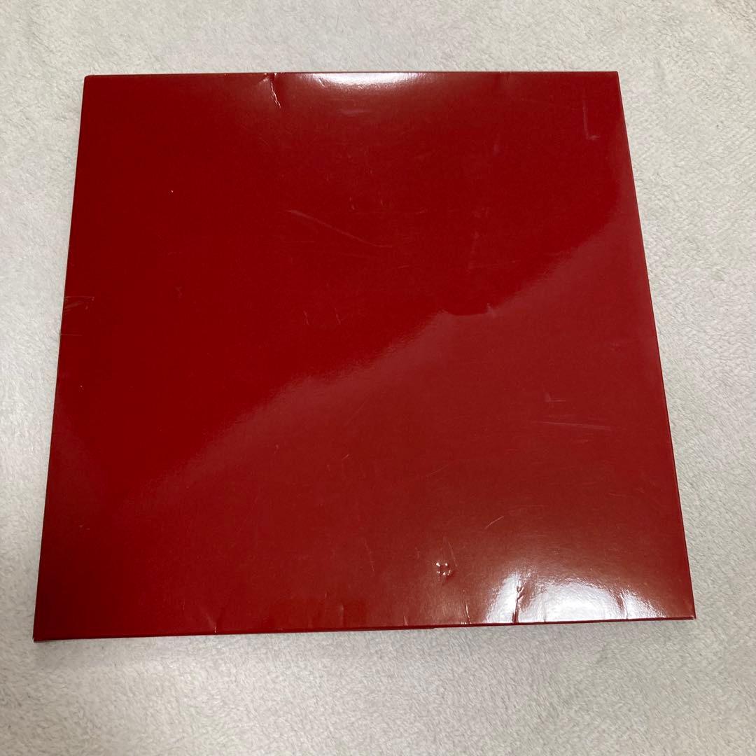 新品希少Salvatore Ferragamoシルク100% 花柄　大判スカーフ