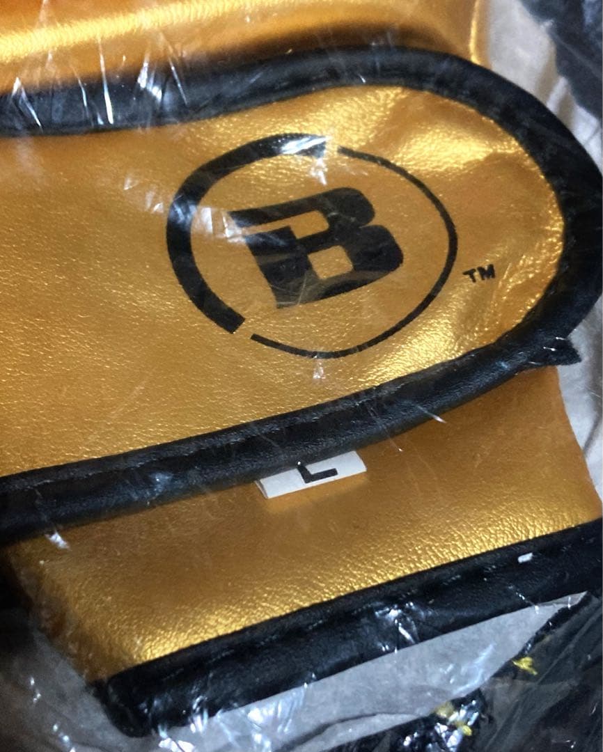 ボクシング BELLATOR MMA 300 OFFICIAL GLOVE GOLD