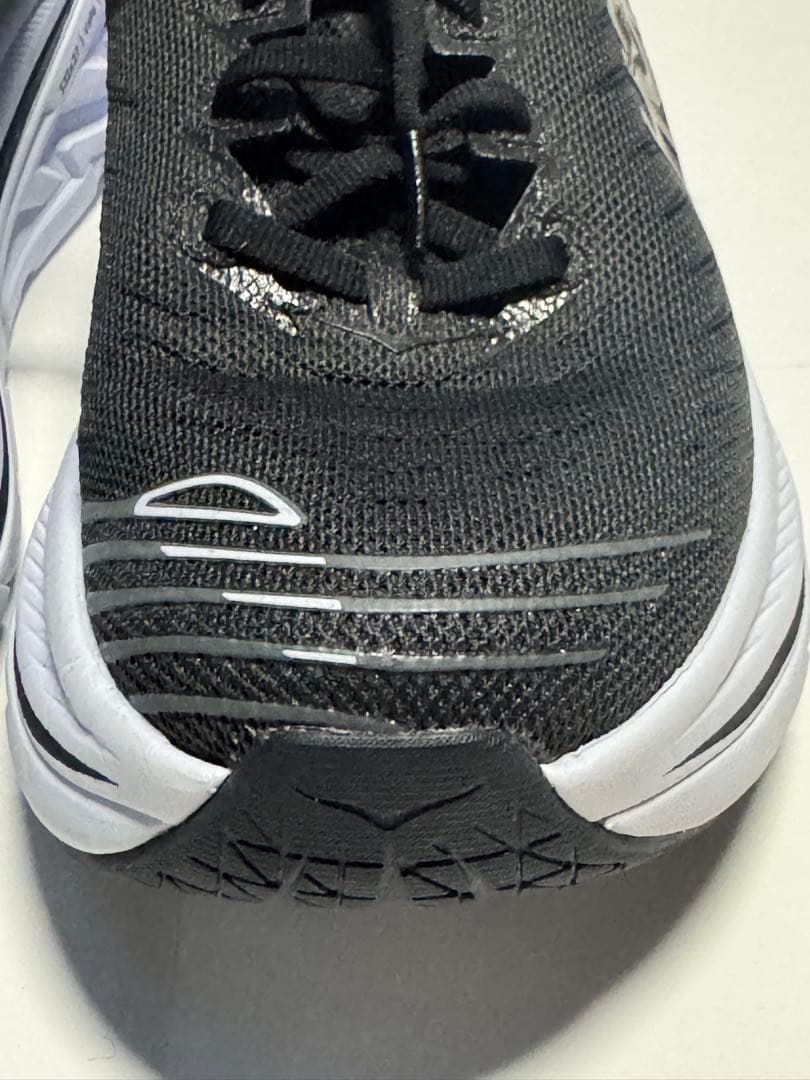 【レディース】HOKA　ボンダイＸ　ランニングシューズ