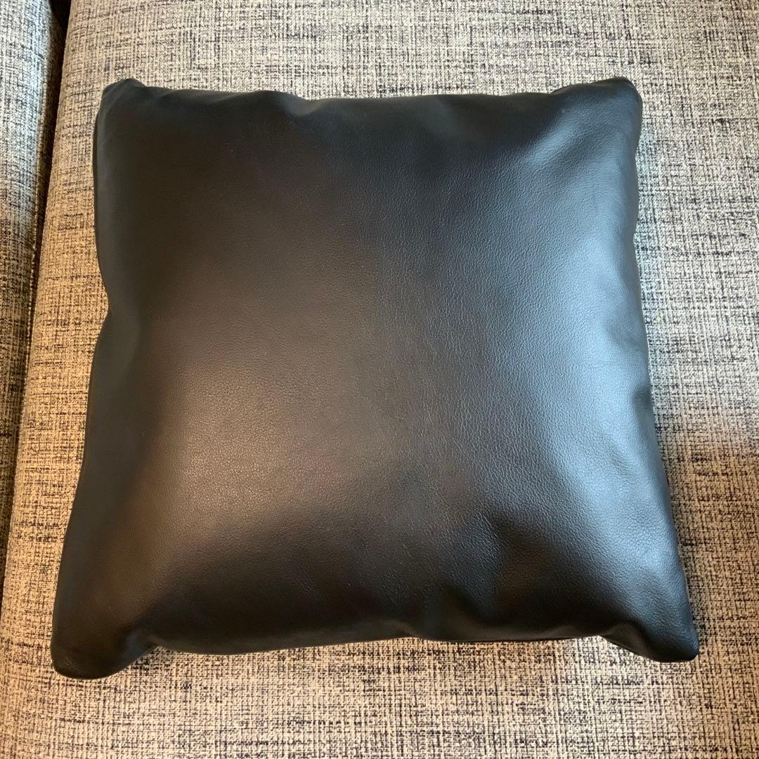 フクラ 黒 レザー クッション3個セット