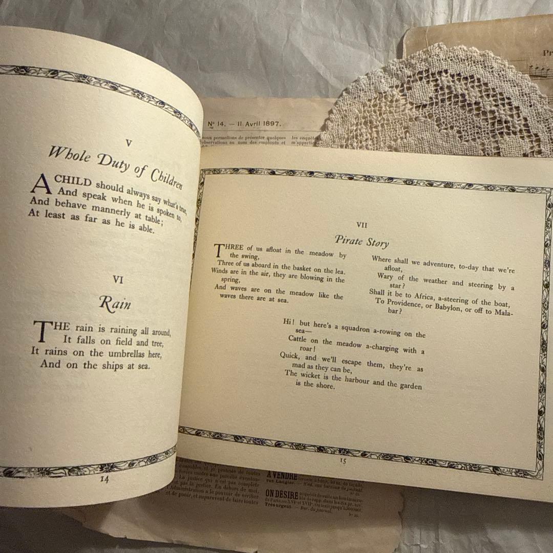 1931年アンティーク愛らしい絵本ルメール洋書　古書ジャンクジャーナル素材　額装