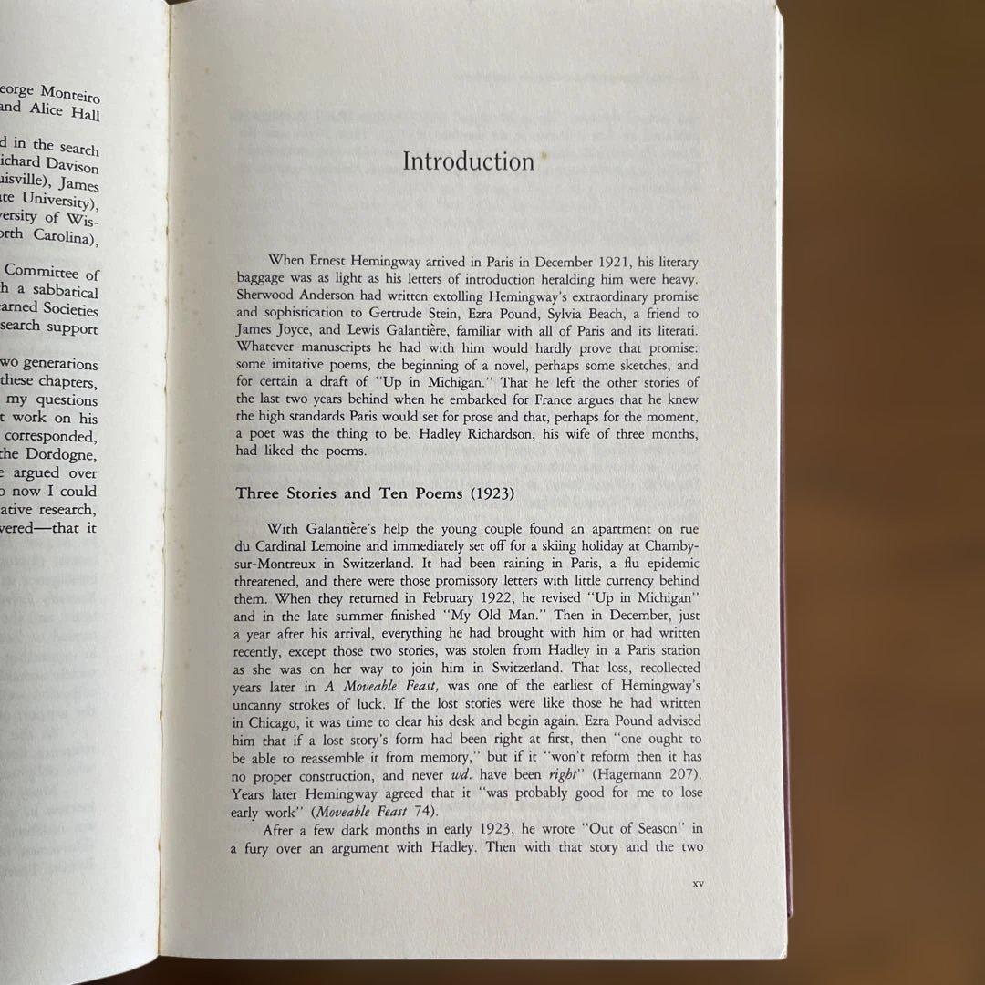 洋書 Reader's Guide Ernest Hemingway