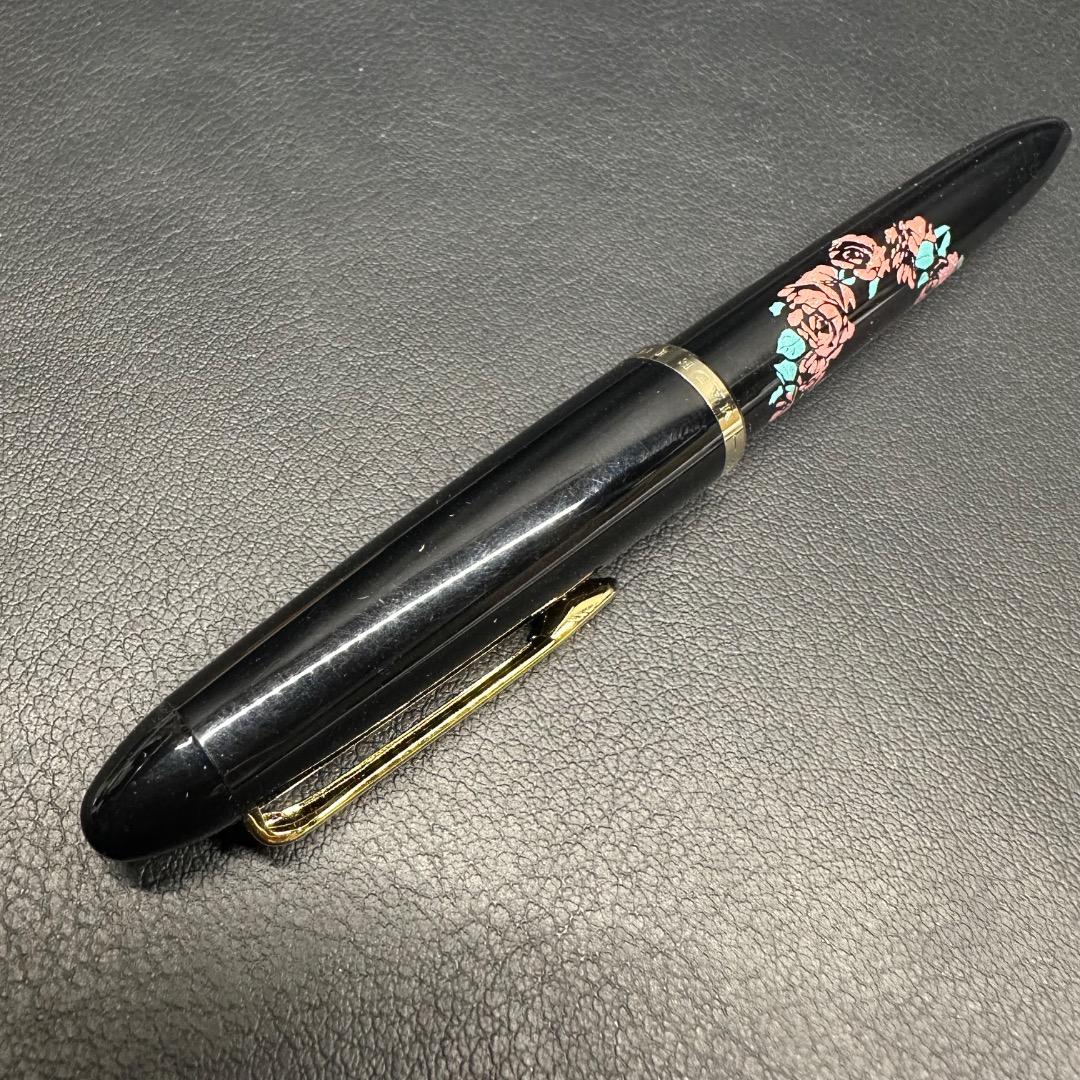 ♡Ba右1044 未使用保管品 セーラー万年筆 花柄 14K SAILOR 木箱