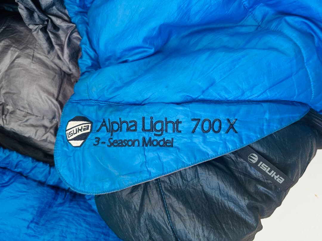 アウトドア寝具 ISUKA Alpha Light 700 X 3-Season