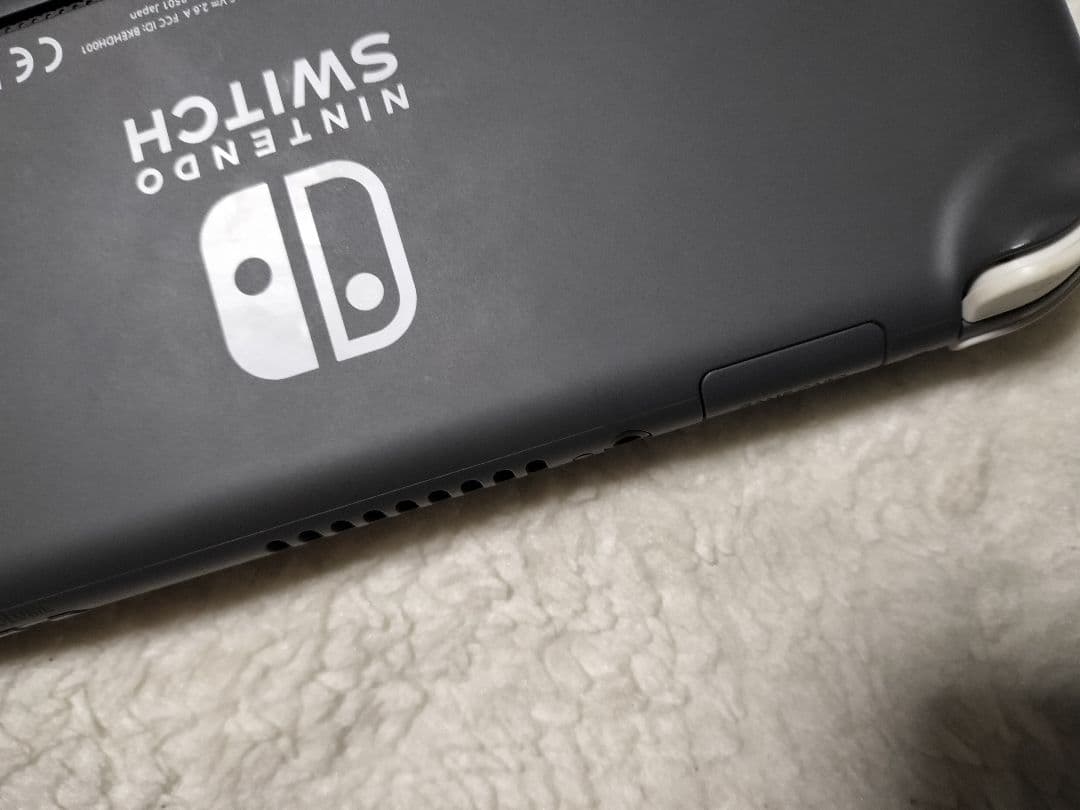 動作品Nintendo Switch Lite グレー 肉球カバー