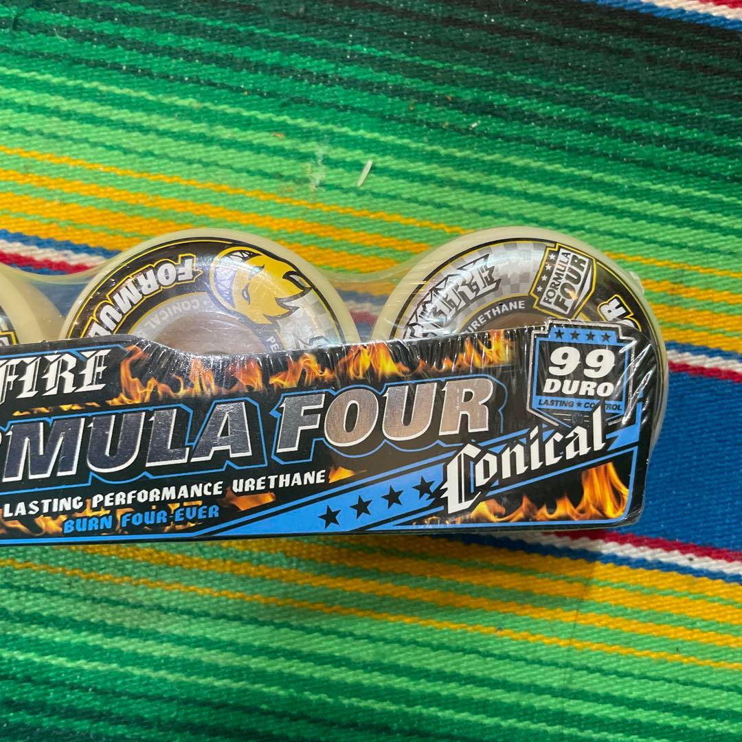 スケートボード Spitfire Formula Four 99Duro 56mm