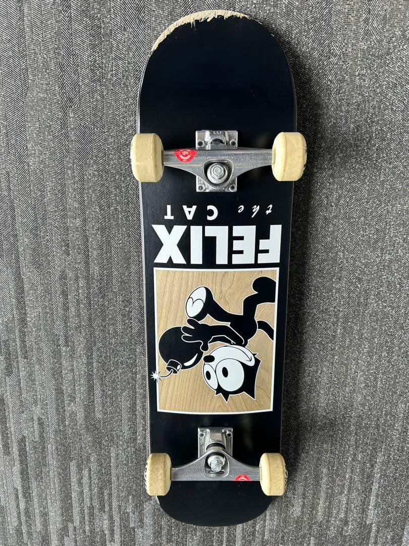 【値下げ中】DARKSTAR FELIX CAT スケートボード