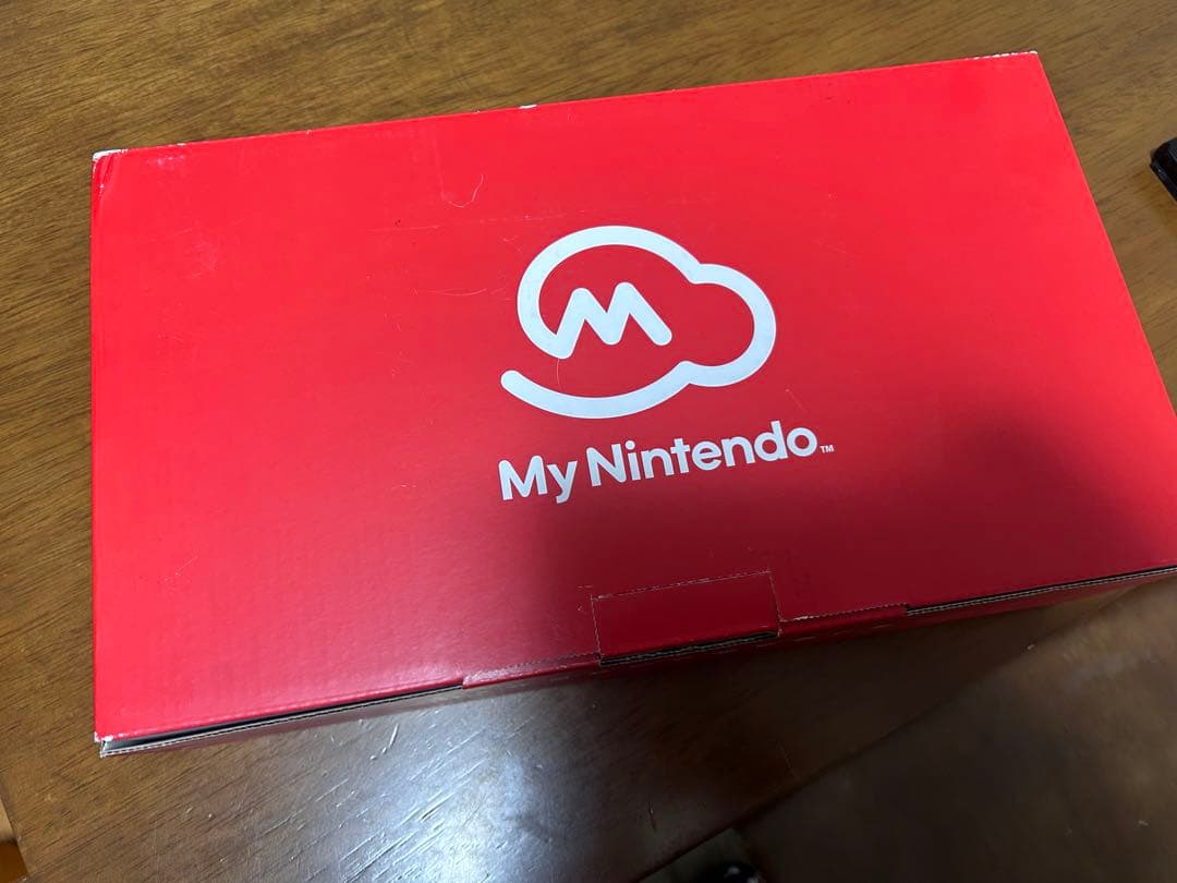 た*ま様 【ジャンク品】Nintendo Switch 本体 画面に傷ありソフト