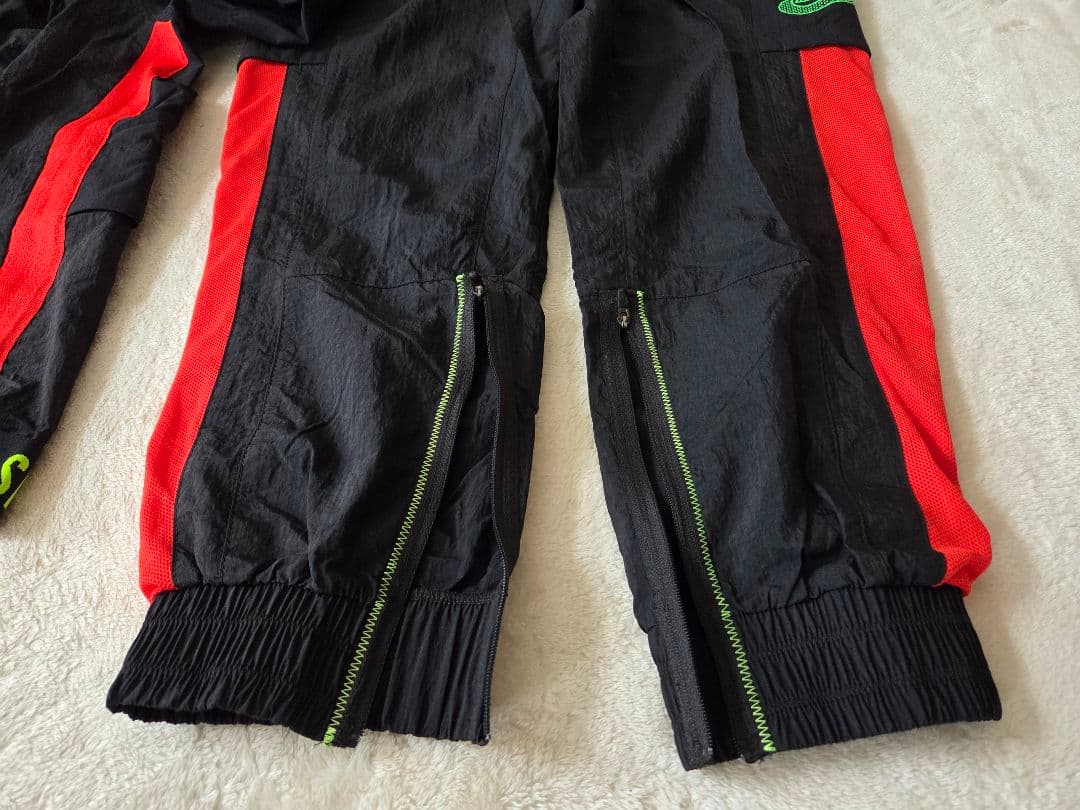未使用・即購入可☆NIKEナイキ【 Lサイズ】セットアップ 上下セット ジャージ