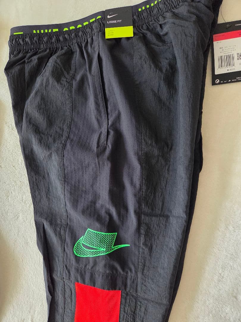 未使用・即購入可☆NIKEナイキ【 Lサイズ】セットアップ 上下セット ジャージ