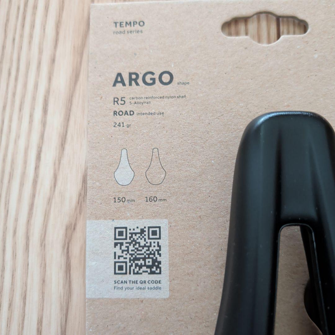 Fizik TEMPO ARGO R5 サドル 150mm ブラック