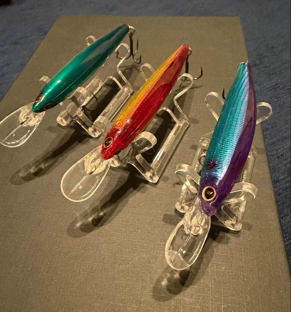 サクラマスルアー　3本セット　ザウルス