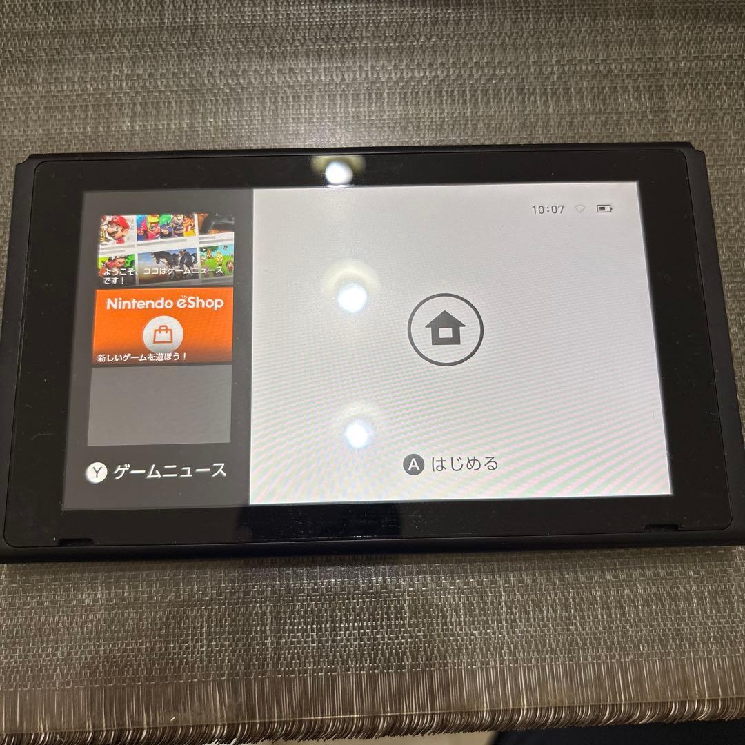 n*.様 Nintendo Switch フルセット ブラック 充電器、本体ケー