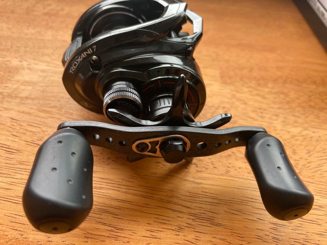 Abu Garcia ROXANI7 ベイトリール