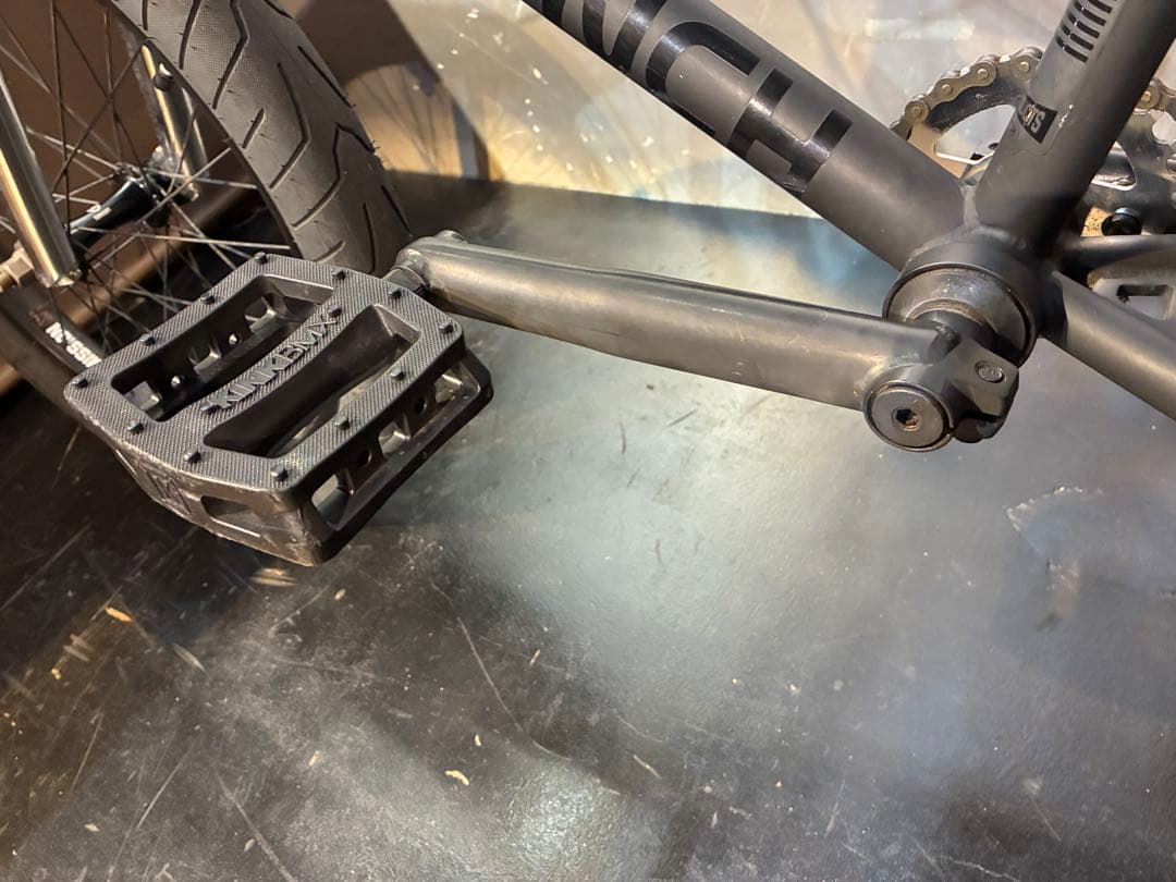 G13 中古BMX KINK BMX LAUNCH マットブラック 20インチ