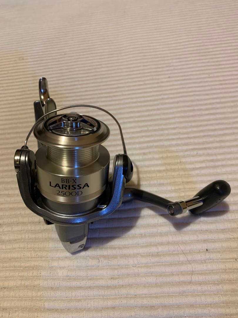 BB-X LARISSA 2500D スピニングリール