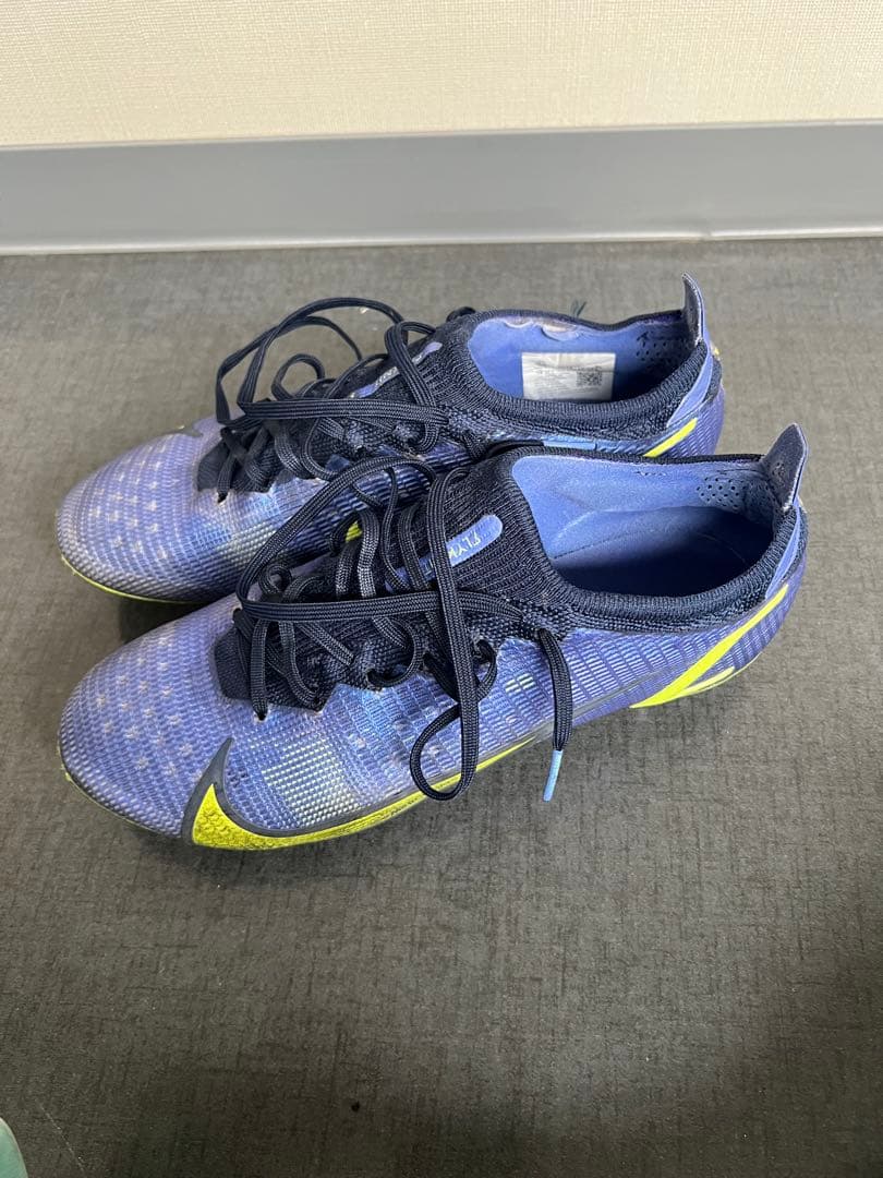 Nike マーキュリアルヴェイパー14 エリート