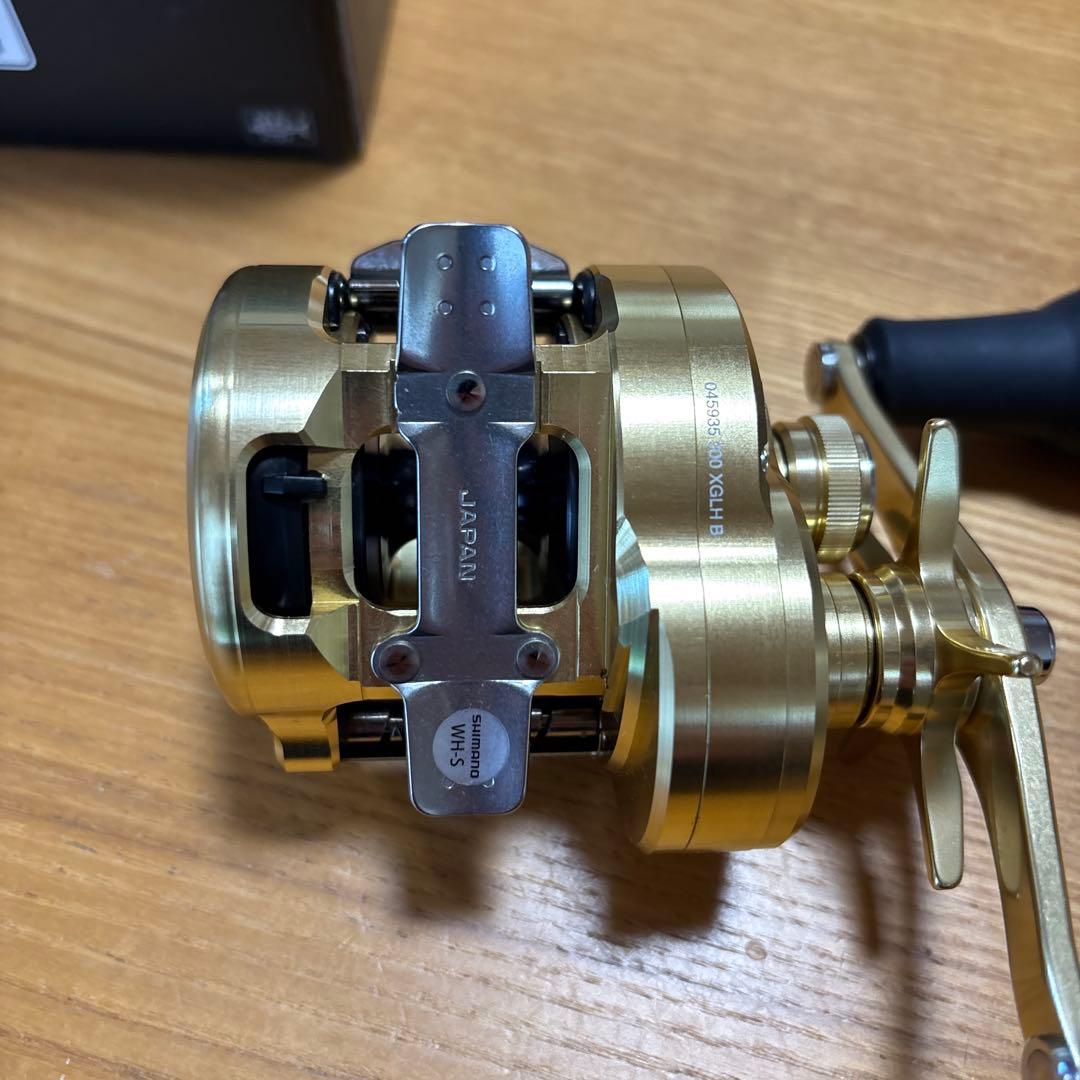 シマノ 23カルカッタコンクエストMD 300XGLH