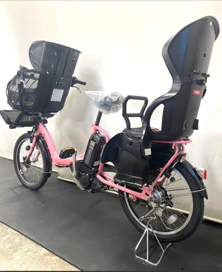 電動アシスト自転車　ブリヂストン　20インチ 子供乗せ　3人乗り ピンク色