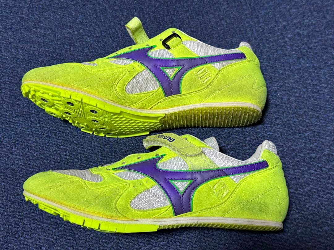 【特注】の走幅跳び用 Mizuno スパイク イエロー/パープル 26.5cm