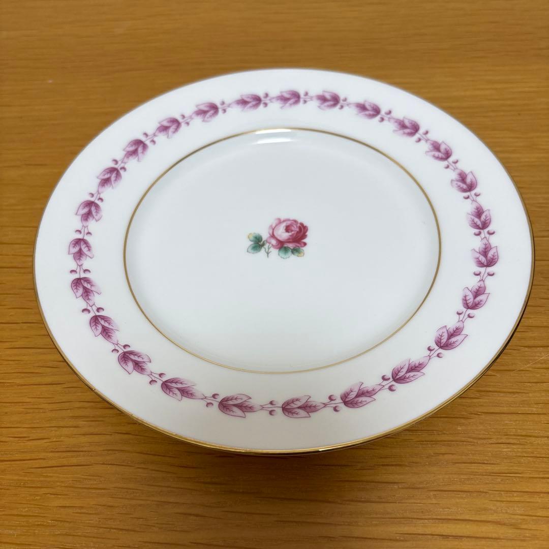 リチャードジノリ　カメリア　ティーC/S 、ケーキ&デザートプレート　カルテット