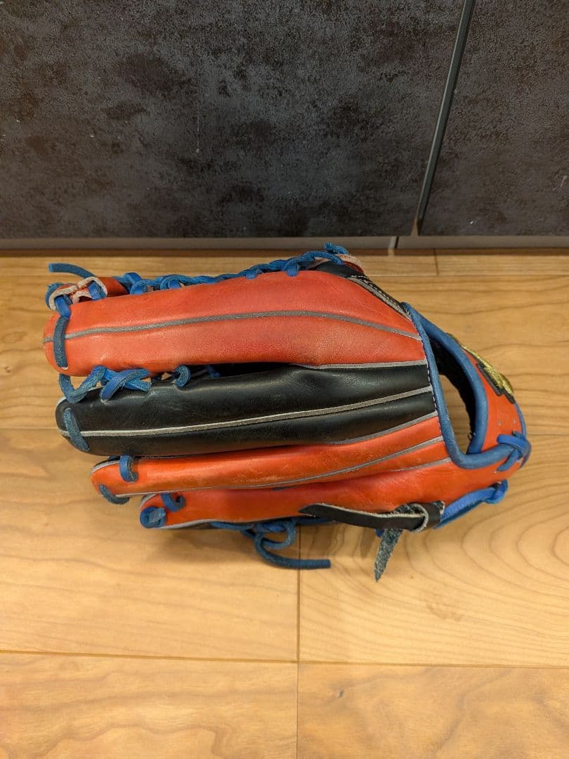 野球 赤・黒・青 アンダーアーマー 軟式一般外野手用グラブ 野球 グローブ
