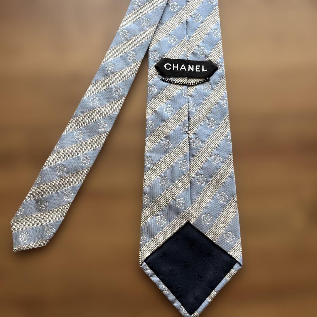 CHANEL ライトブルー ストライプ ネクタイ