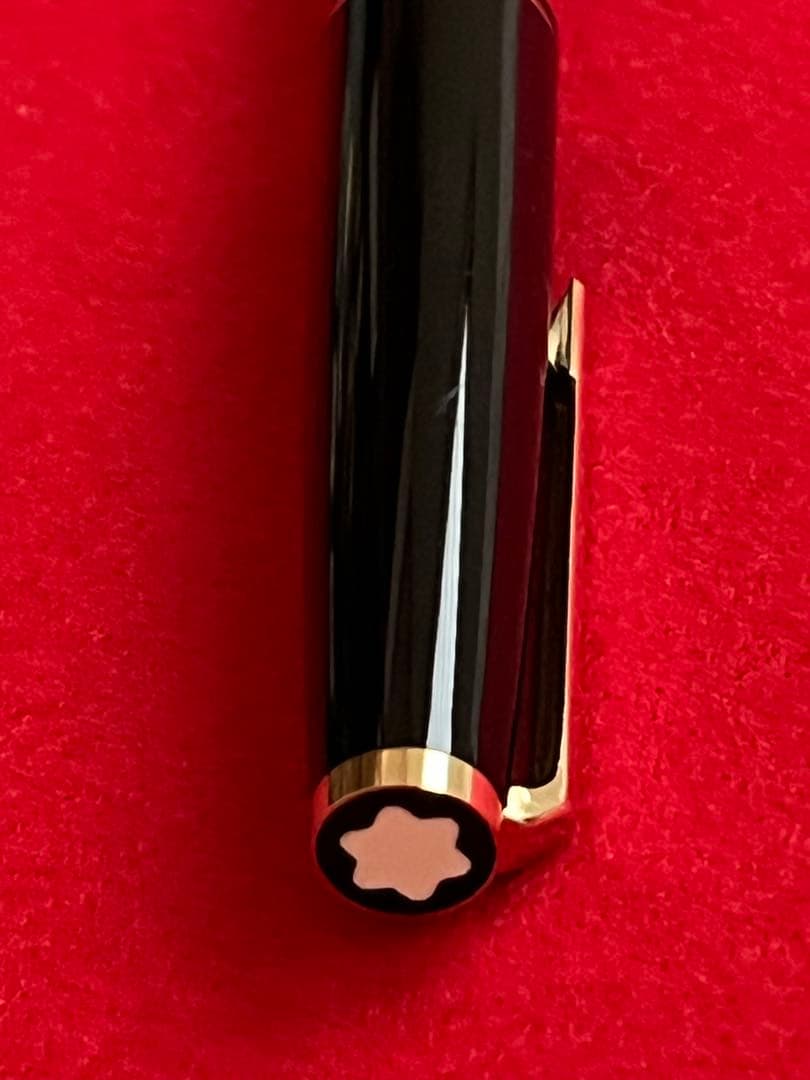 ‼️極美品‼️MONTBLANC モンブラン万年筆❗️ニブ極細❗️