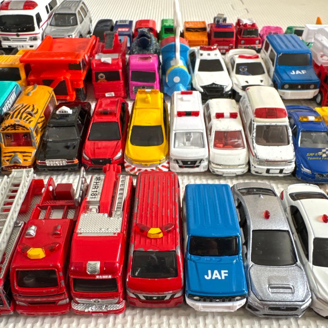 トミカ　ミニカー　まとめ売り　125台　大量　美品多数✨