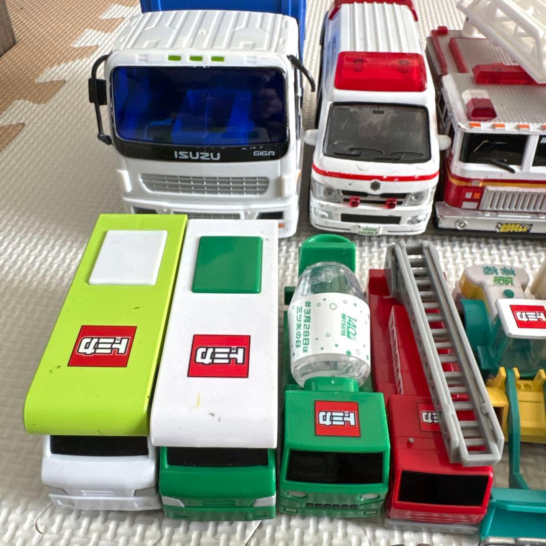 トミカ　ミニカー　まとめ売り　125台　大量　美品多数✨