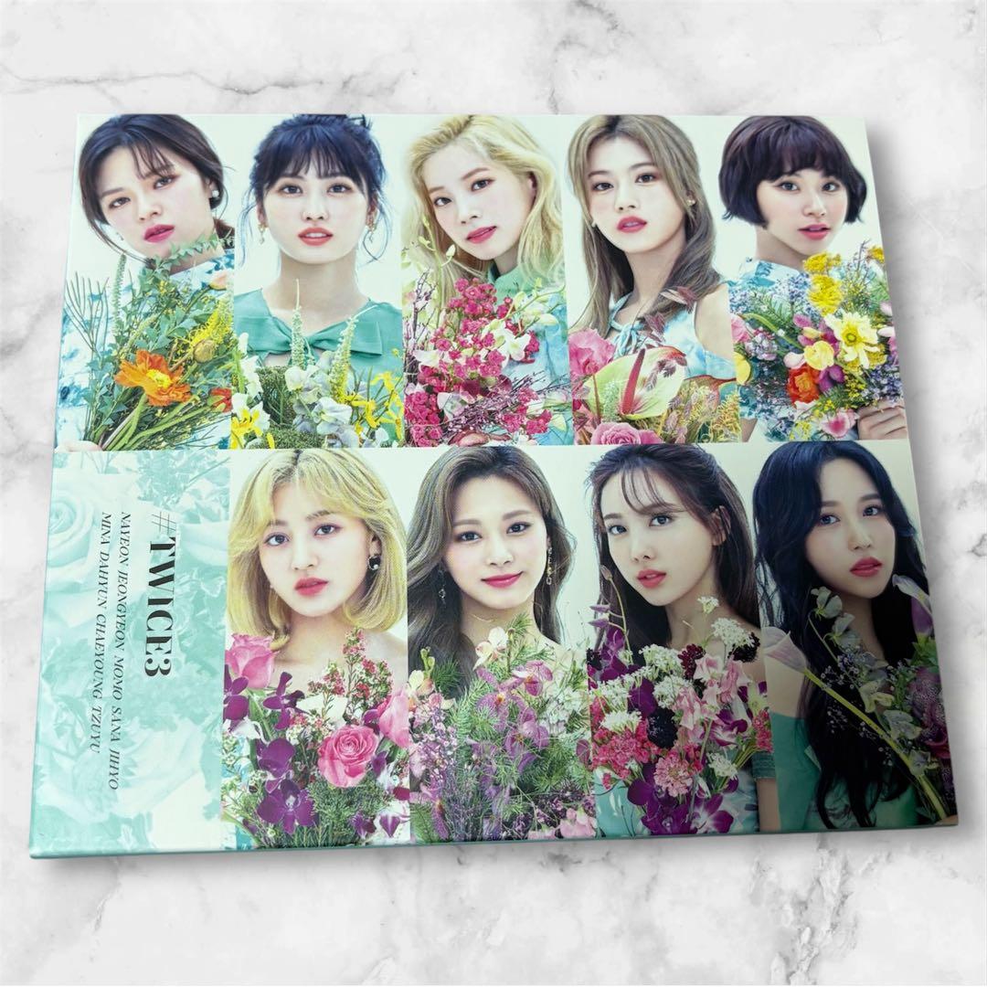 TWICE アルバム まとめ売り グッズセット CD フォトカード 缶バッジ