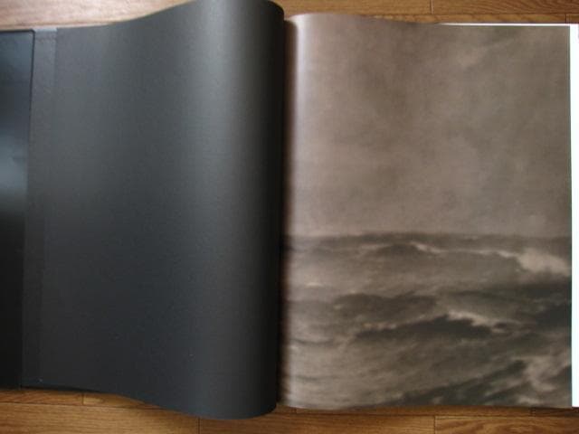 The Art of Ruin　Robert Stivers　限定1000部