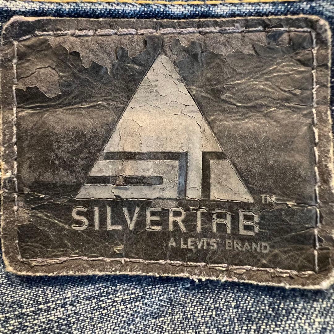 MoYA‼️Levi'sリーバイス Y2Kシルバータブ 03年製バギーパンツ