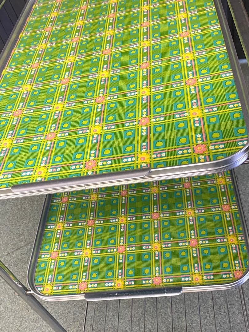 【昭和レトロ】緑のチェック柄キッチンワゴン