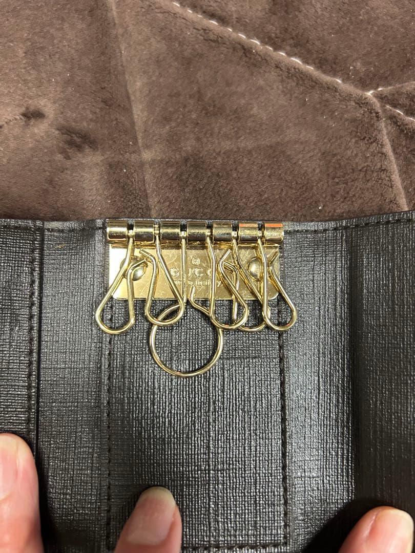 GUCCI GGパターン ベージュレザーキーケース