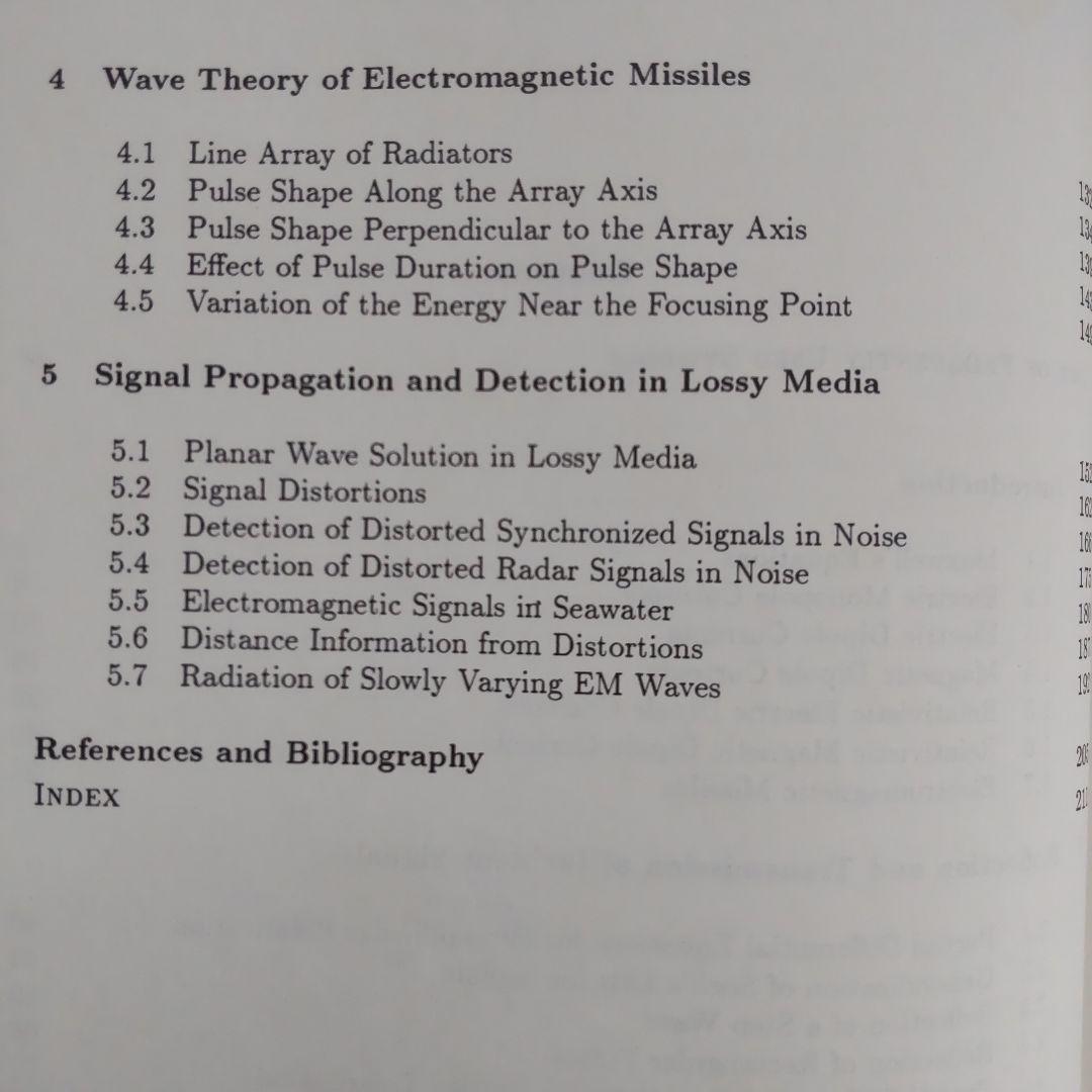 洋書 Electromagnetic Signals Reflection