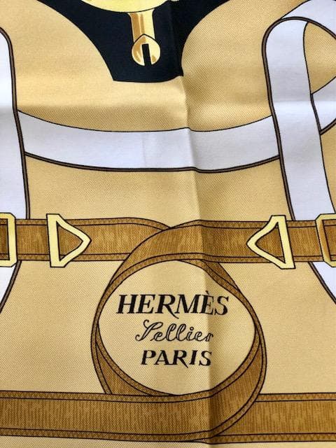 HERMES 大判スカーフ　黄金の拍車
