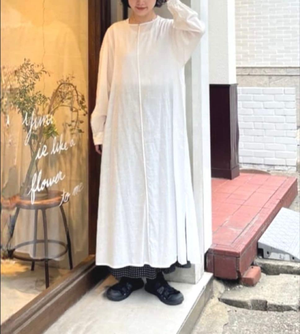 yuni recycled cotton tuck ワンピース ホワイト