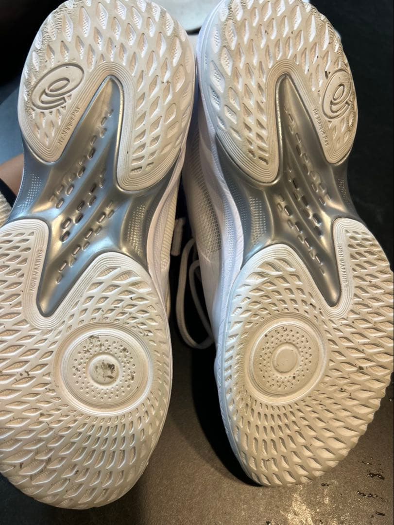 ASICS GLIDE NOVA FF 4 ホワイト/ブルー　半額