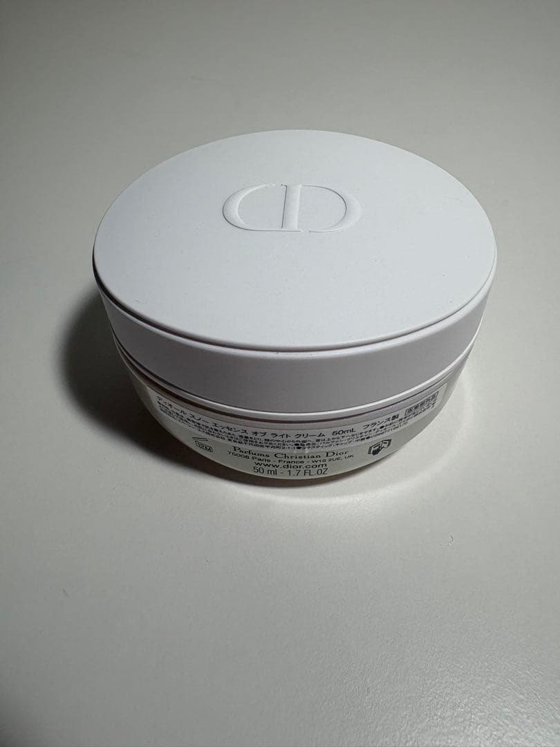 Dior スノー エッセンスオブライトクリー厶 スパチュラ付 50ml