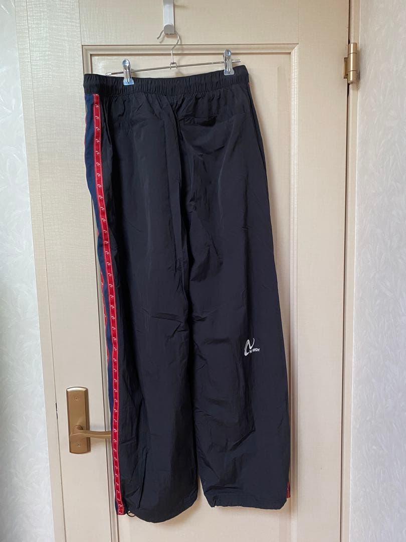 【未着用】NERDY シャカシャカパンツ　ナイロンパンツ　メンズMサイズ