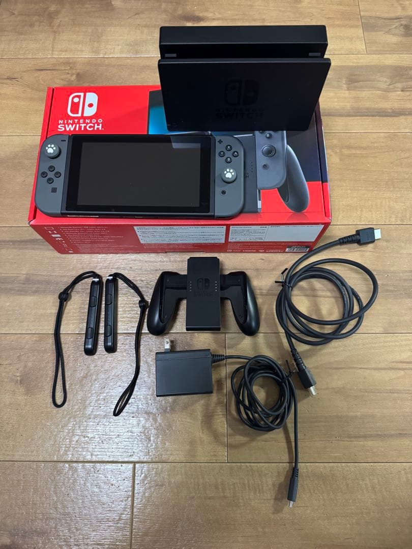 【美品】　Nintendo Switch 本体　グレー + 桃太郎電鉄　セット