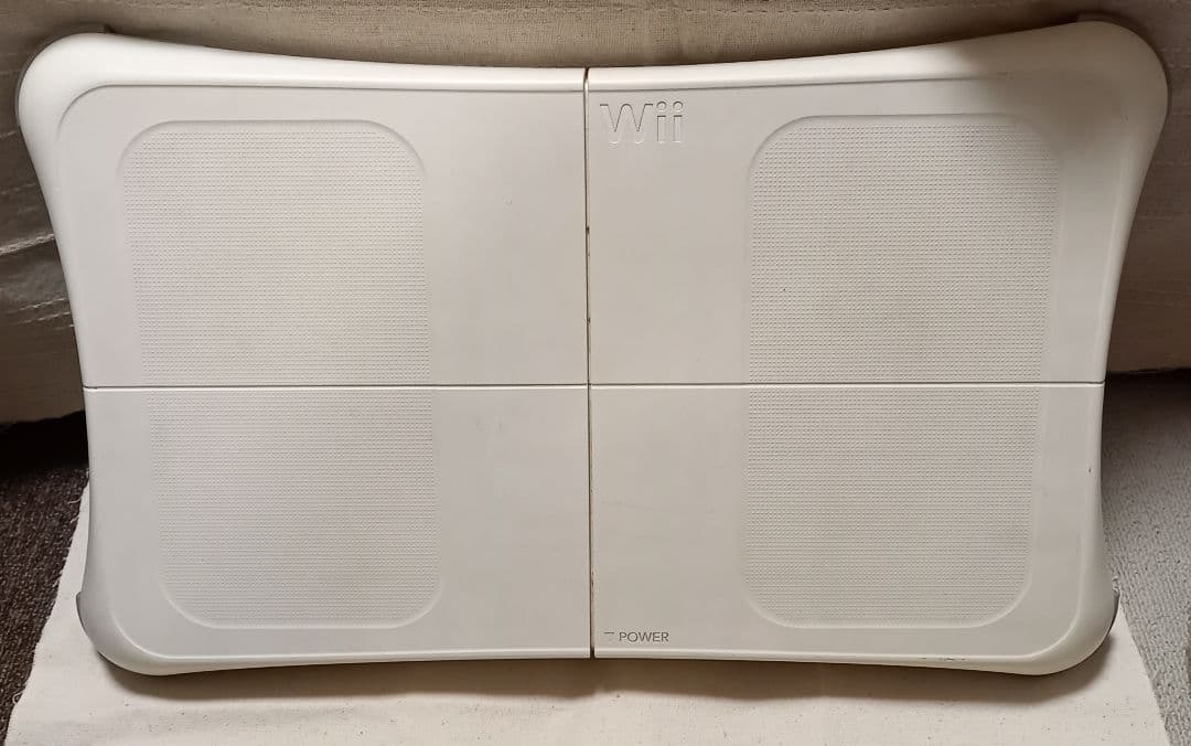 任天堂　Wii　本体・ソフト・コントローラー等セット