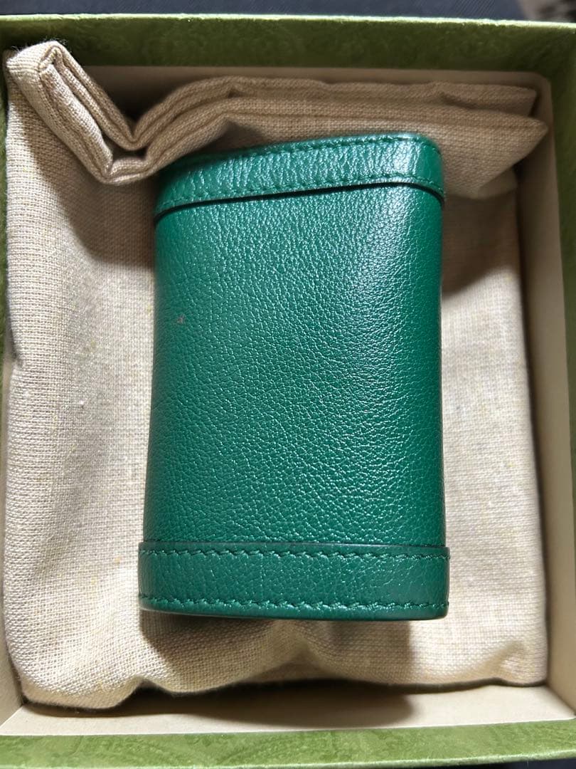 GUCCI グリーンレザーキーケース 金具付き