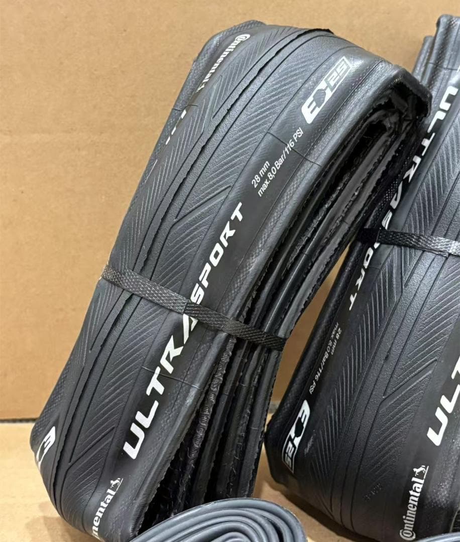 700×28c　Ultra Sport 3（コンチネンタル）タイヤセット　２本