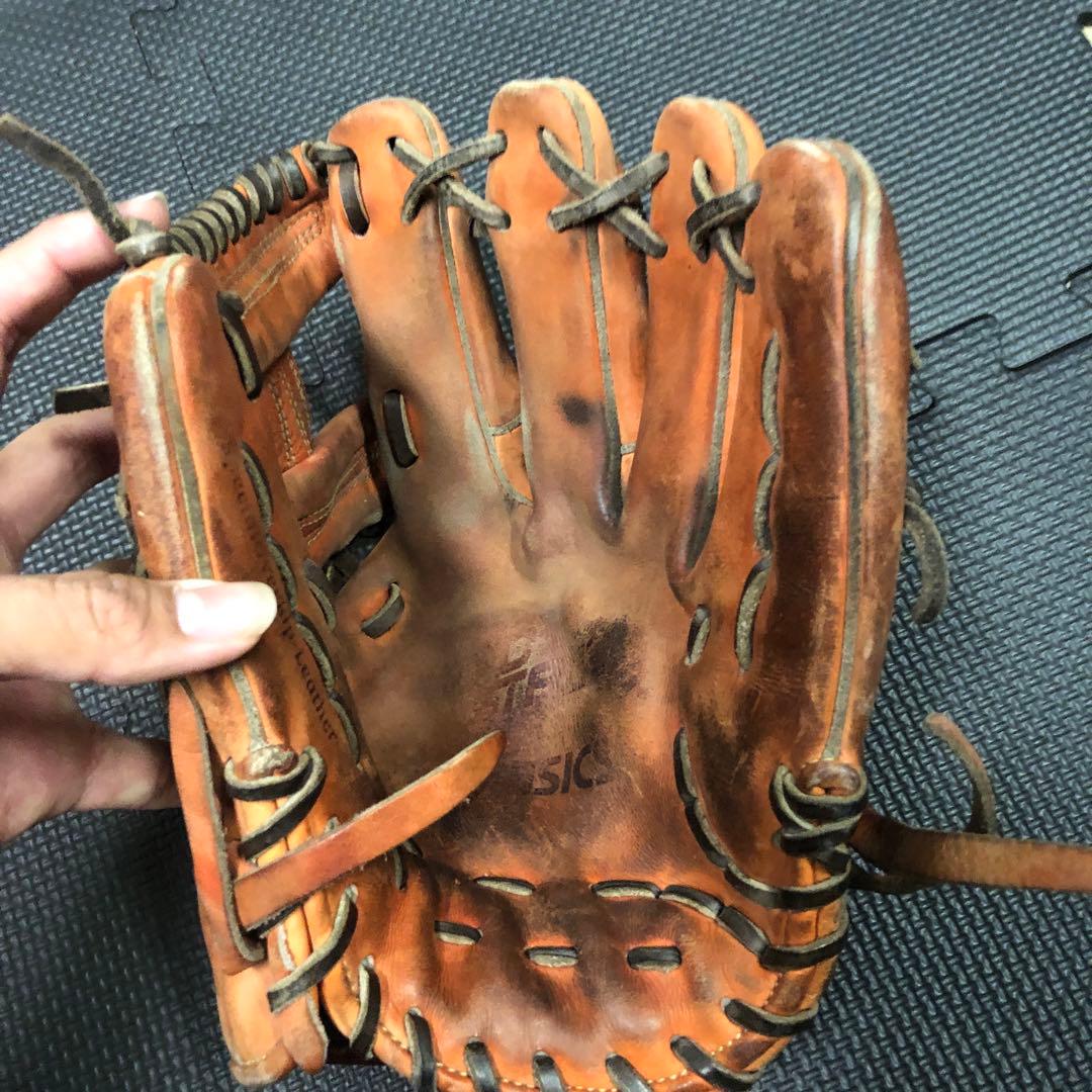 硬式野球グローブ 茶色 レザー 基本モデル
