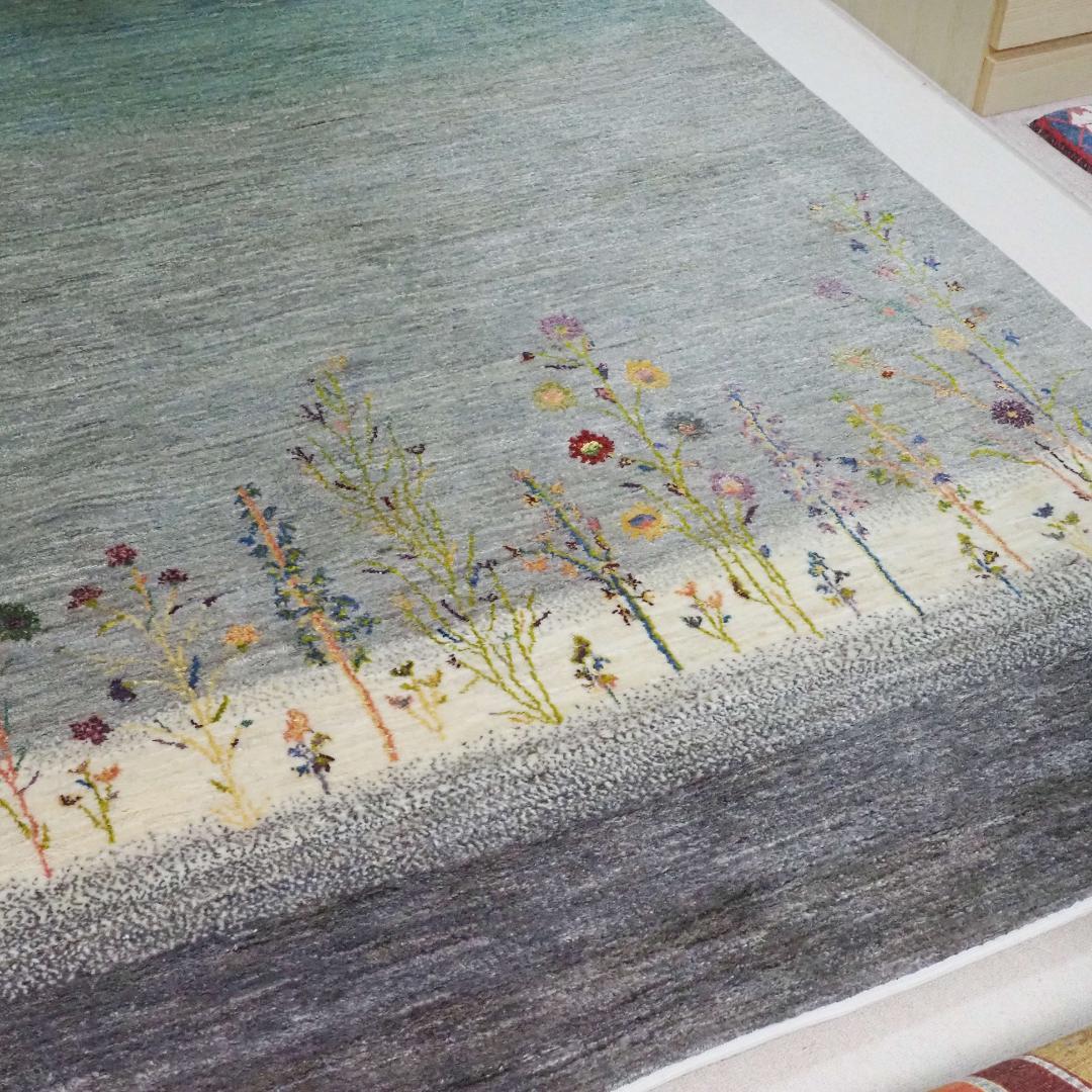 Zollanvari 花柄グラデーション　198×143ｃｍ（カシュクリ）