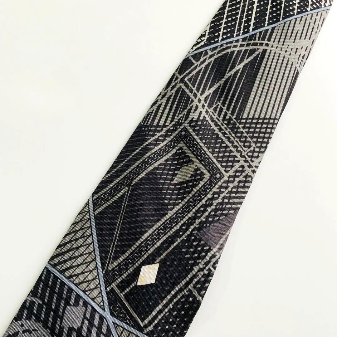 HERMES ネクタイ スカーフ柄 ブラック